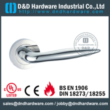 SUS304 poignée chaude verticale solide de porte pour la porte en métal - DDSH113